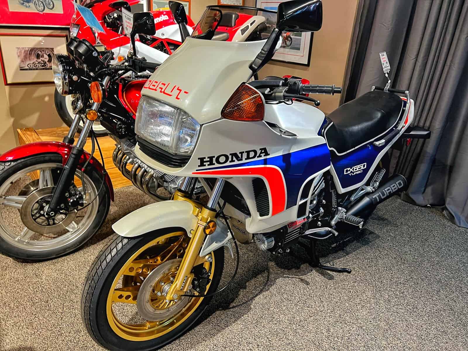 Visiting A Motorcycle Dealership - Martin Moto - Honda CX650 Turbo