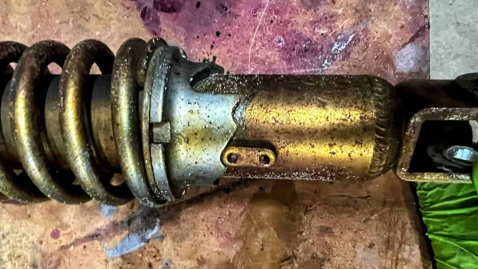 CB750F Rear Shock - 1