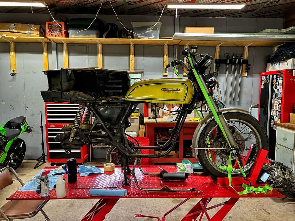 CB750F Tail Light - 1