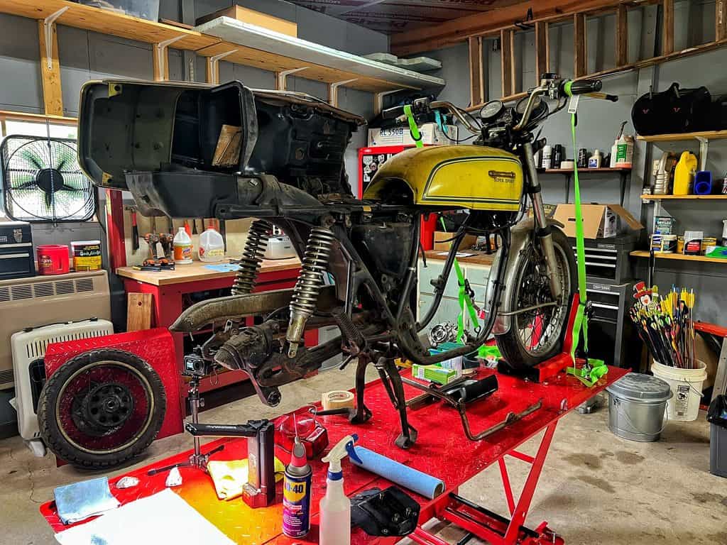 Cleaning CB750F - Parts Removed