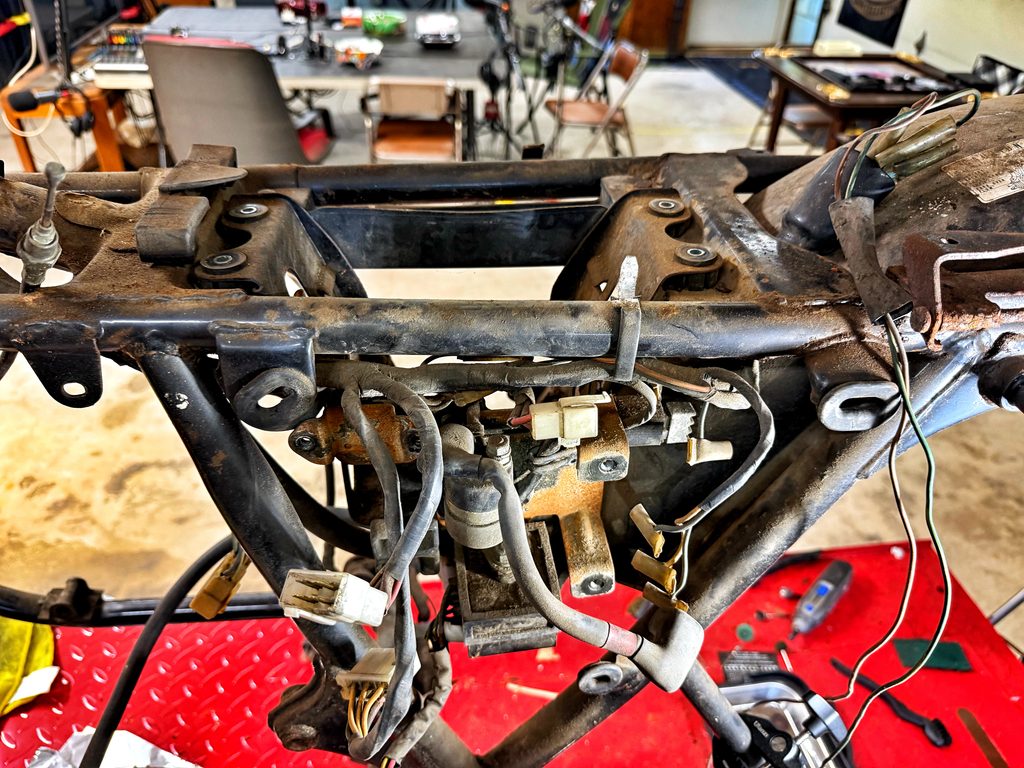 1976 Honda CB750F Battery Box Removal - 3